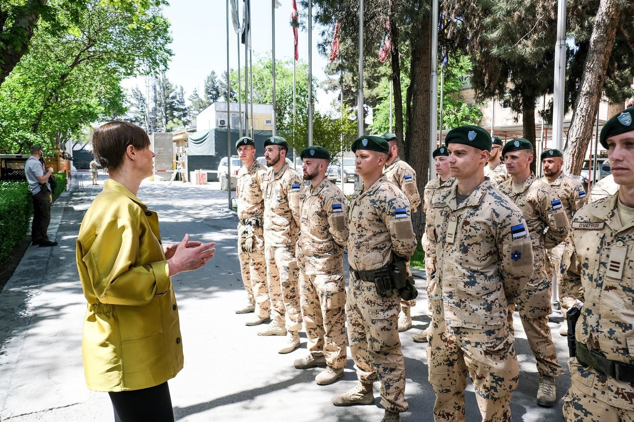 Президент  Эстонии Керсти Кальюлайд встретилась с дислоцированными в Афганистане эстонскими военнослужащими, Афганистан, 22 апреля 2021