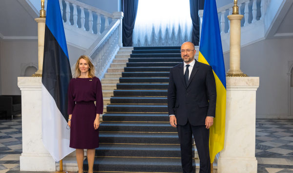 Премьер-министр Эстонии Кая Каллас и премьер-министр Украины Денисом Шмыгалем на встрече в Киеве, 17 мая 2021