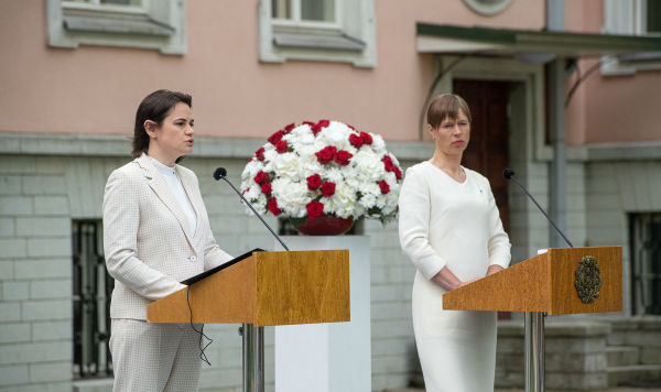 Президент Эстонии Керсти Кальюлайд (справа) и Светлана Тихановская на встрече в Таллине, 31 мая 2021