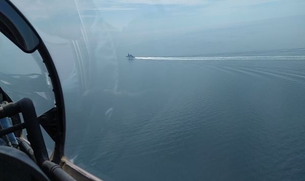 Британский эсминец Defender в Черном море, 23 июня 2021 