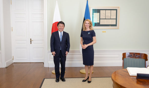 Премьер-министр Кая Каллас на встрече с министром иностранных дел Японии Тосимицу Мотэги, 1 июля 2021