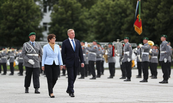 Министр обороны Калле Лаанет на встрече с министром обороны Германии Аннегрет Крамп-Карренбауэр, Германия, 19 июля 2021