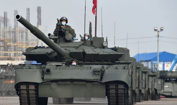 Танки Т-80БВМ