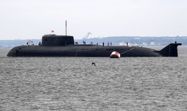 Атомный подводный ракетоносный крейсер "Орел".