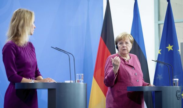 Премьер-министр Эстонии Кая Каллас  на встрече с федеральным канцлером Германии Ангелой Меркель в Берлине, 17 августа 2021