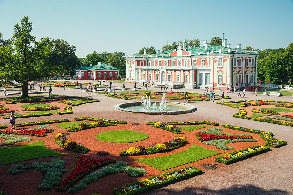 Таллинский парк Кадриорг, дворец Кадриорг