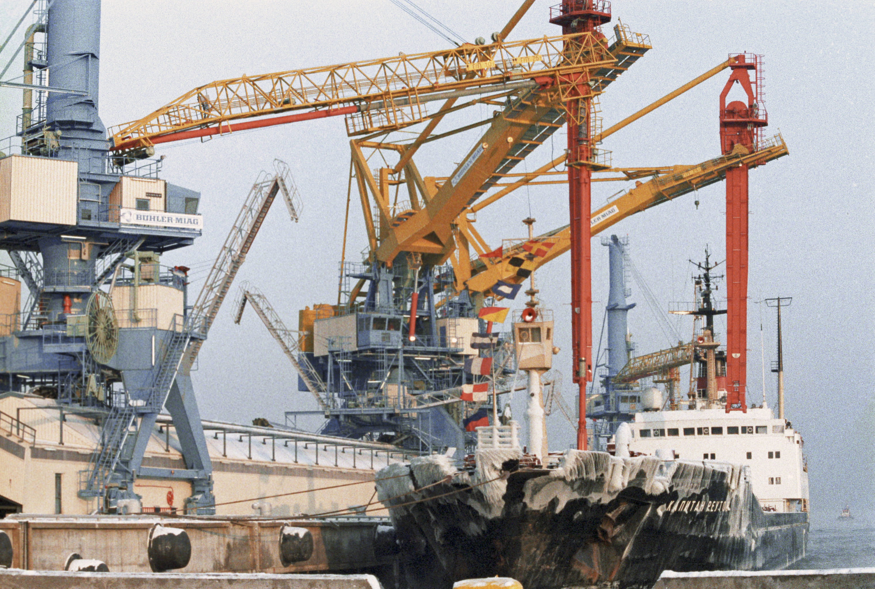 Новоталлинский морской порт (ныне Мууга), 1987 год
