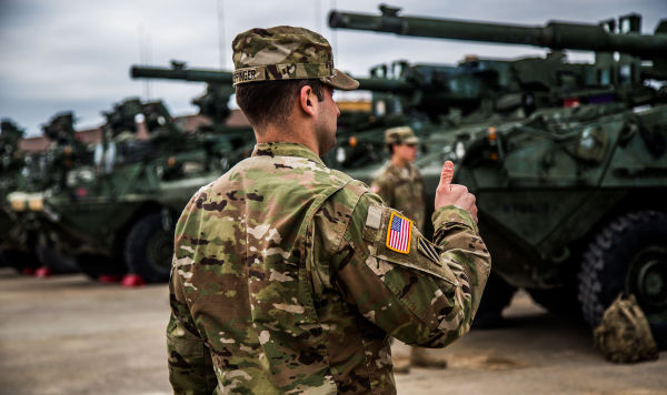 Солдат армии США во время тактических учений НАТО