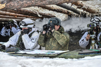 Военнослужащие во время совместных военных учений Россия-Белоруссия