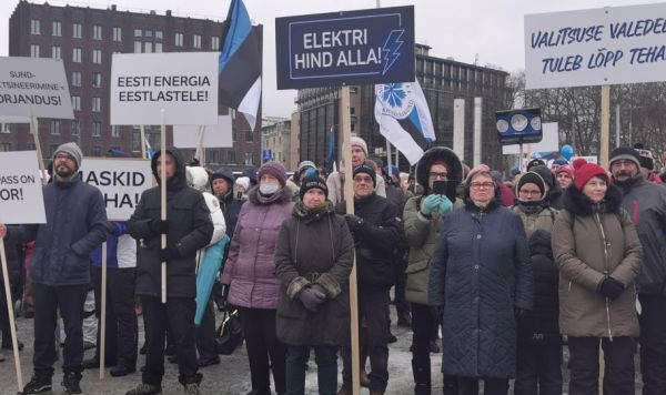Акция протеста партии EKRE за снижение цен на электричество в Таллине, 22 января 2022