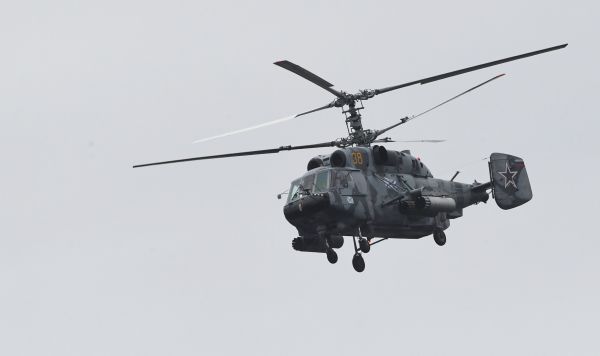 Корабельный транспортно-боевой вертолет Ка-29
