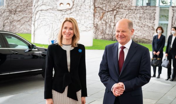 Премьер-министр Кая Каллас и федеральный канцлер Германии Олаф Шольц на встрече в Берлине, 25 апреля 2022