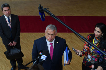 Премьер-министр Венгрии Виктор Орбан во время первого дня специального заседания Европейского совета в Брюсселе, 30 мая 2022 года