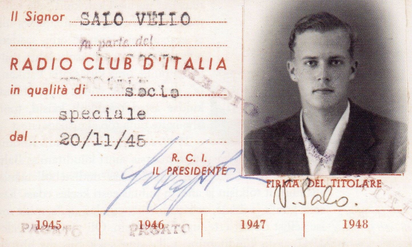 Членский билет Итальянской ассоциации радиолюбителей Велло Сало от 1945 года. Фото из книги "Siin Vatikani Raadio!" Велло Сало Лугу