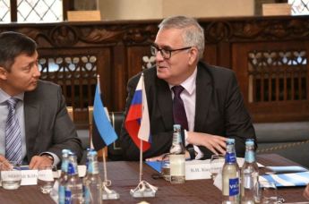 Заседание с участием мэра Таллинна Михаила Кылварта и вице-губернатора Санкт-Петербурга Владимира Княгинина