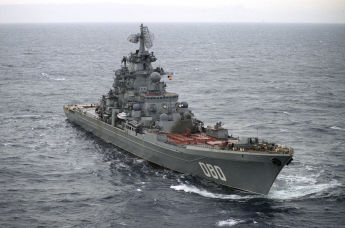 Тяжелый атомный ракетный крейсер "Адмирал Нахимов" в Баренцевом море. Северный флот РФ.