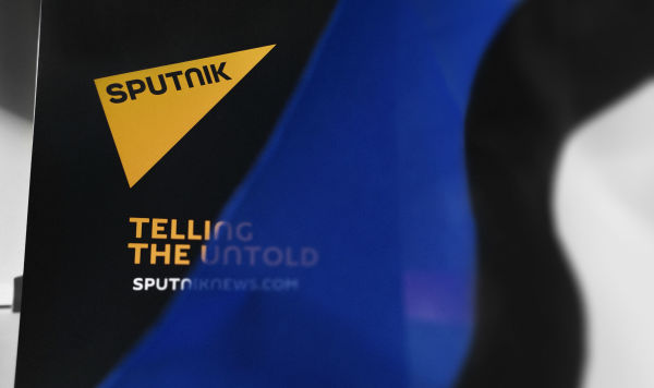 Логотип Sputnik и флаг Эстонии