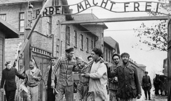 Освобождение советскими войсками узников немецко-фашистского концлагеря "Аушвиц-Биркенау"