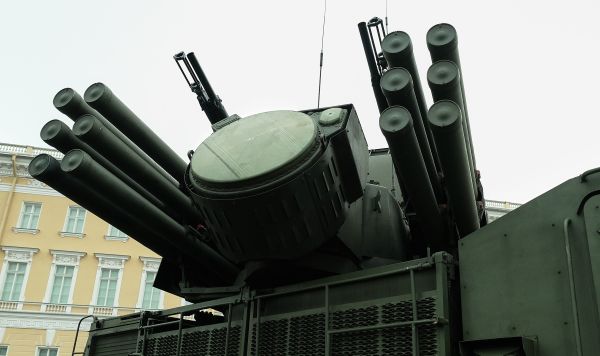 Российский зенитный ракетно-пушечный комплекс "Панцирь-С"