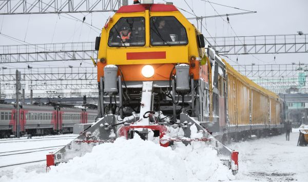Снегоуборочный поезд. Архивное фото