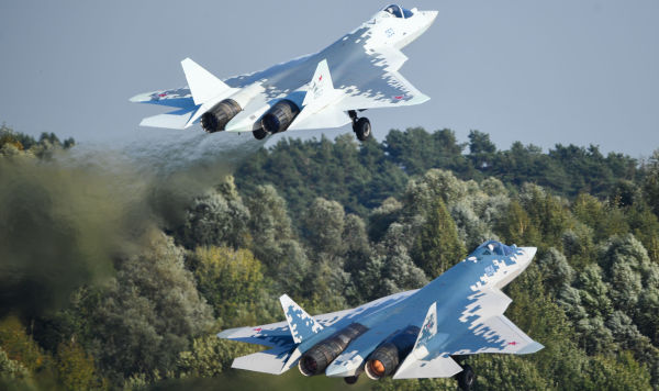 Российские многофункциональные истребители пятого поколения Су-57