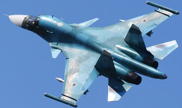 Истребитель-бомбардировщик Су-34 