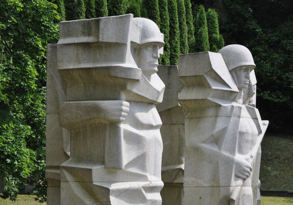 Мемориал советских воинов на Антакальнисском кладбище