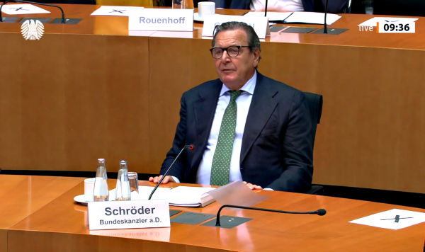 Шредер: США вмешиваются в энергетическую политику Германии и всего ЕС