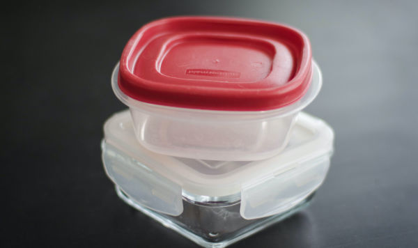 Пластиковые контейнеры для еды