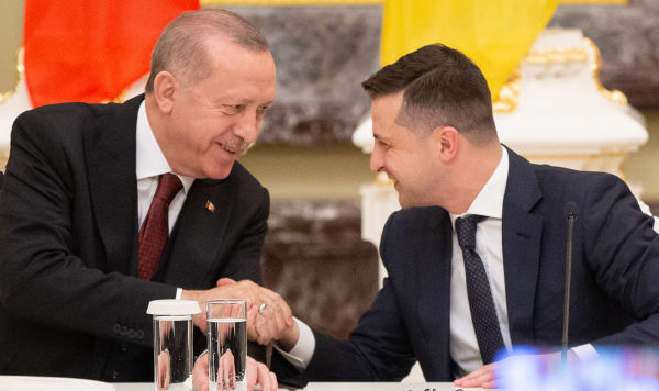 Президент Турции Реджеп Тайип Эрдоган и президент Украины Владимир Зеленский