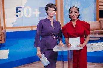 Ведущие передачи "Своя правда" на ETV+ Елена Ханга (справа) и Елена Поверина