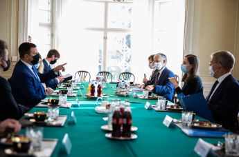 Встреча премьер-министра Эстонии Юри Ратаса с премьер-министром Финляндии Санной Марин