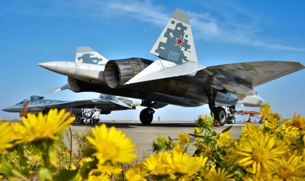Многофункциональный истребитель пятого поколения Су-57 