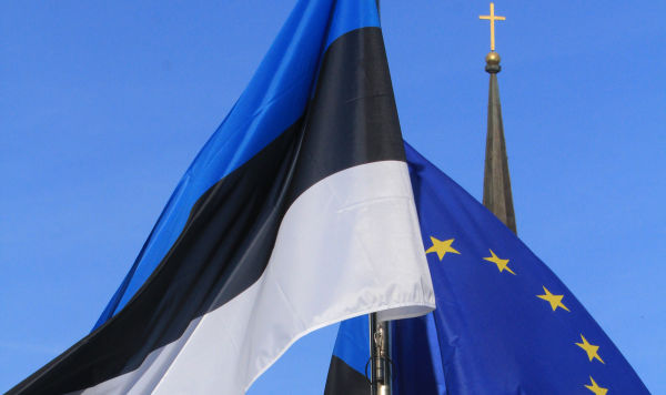Флаг Эстонии и ЕС
