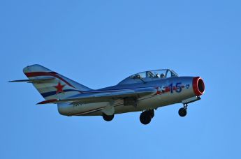 Реактивный истребитель МиГ-15