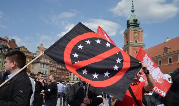 Марш против ЕС в Варшаве