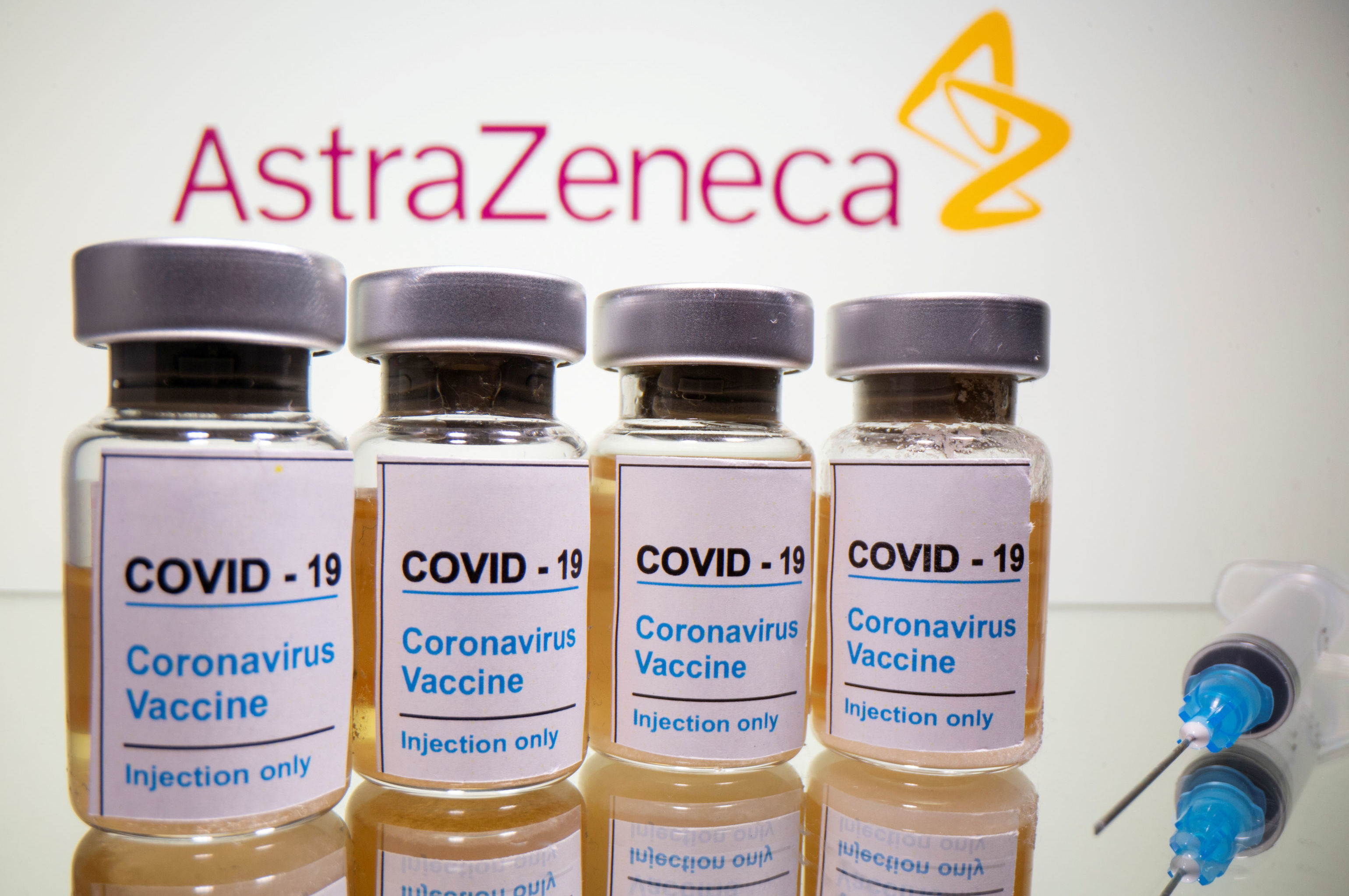 Вакцина от коронавируса AstraZeneca