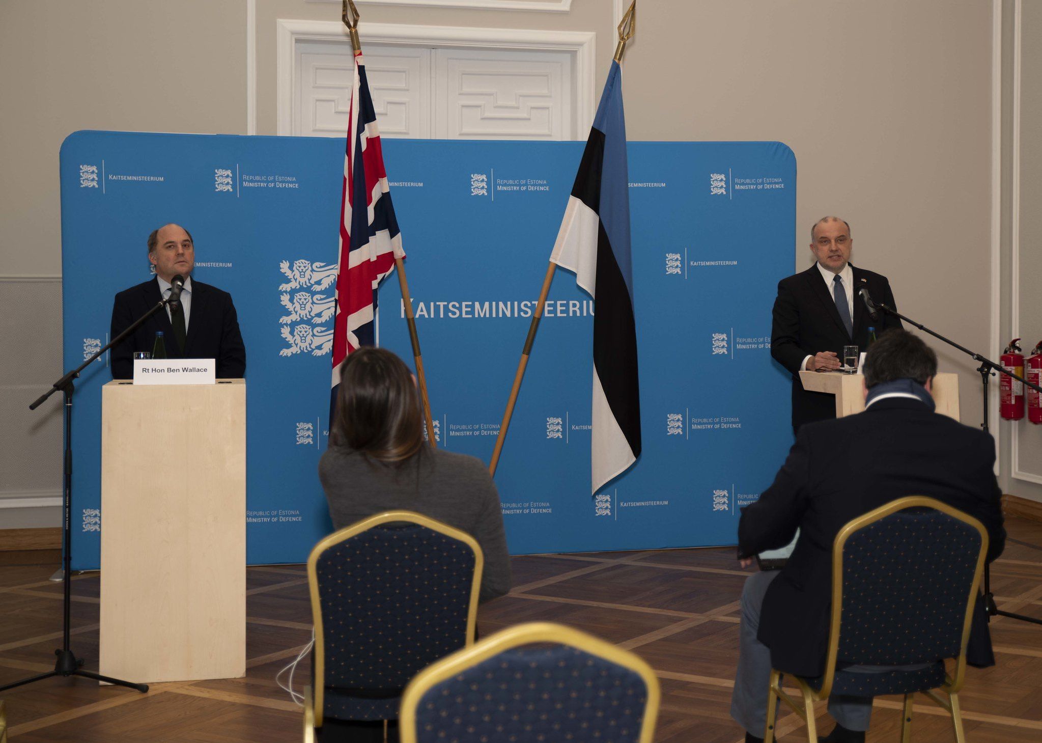 Министр обороны Эстонии Юри Луйк и министр обороны Великобритании Бен Уоллес