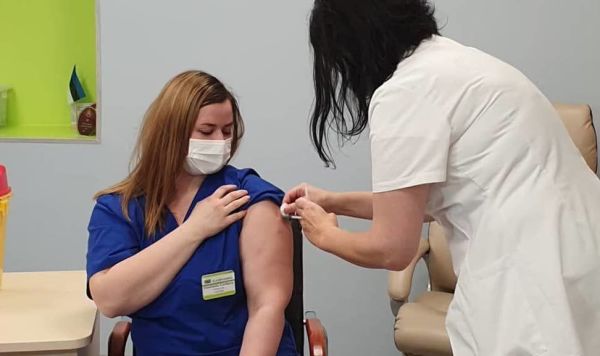 Вакцинация медицинских работников в  Эстонии