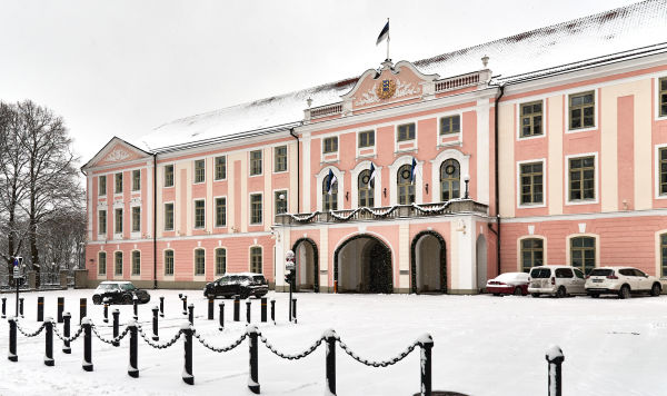 Зимний Таллин. Рийгикогу