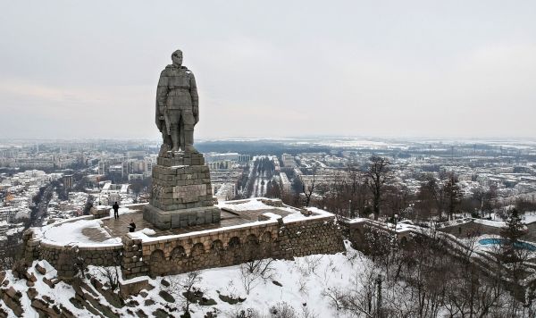 Памятник советскому солдату-освободителю (памятник "Алёша") в болгарском городе Пловдив на холме Бунарджик 