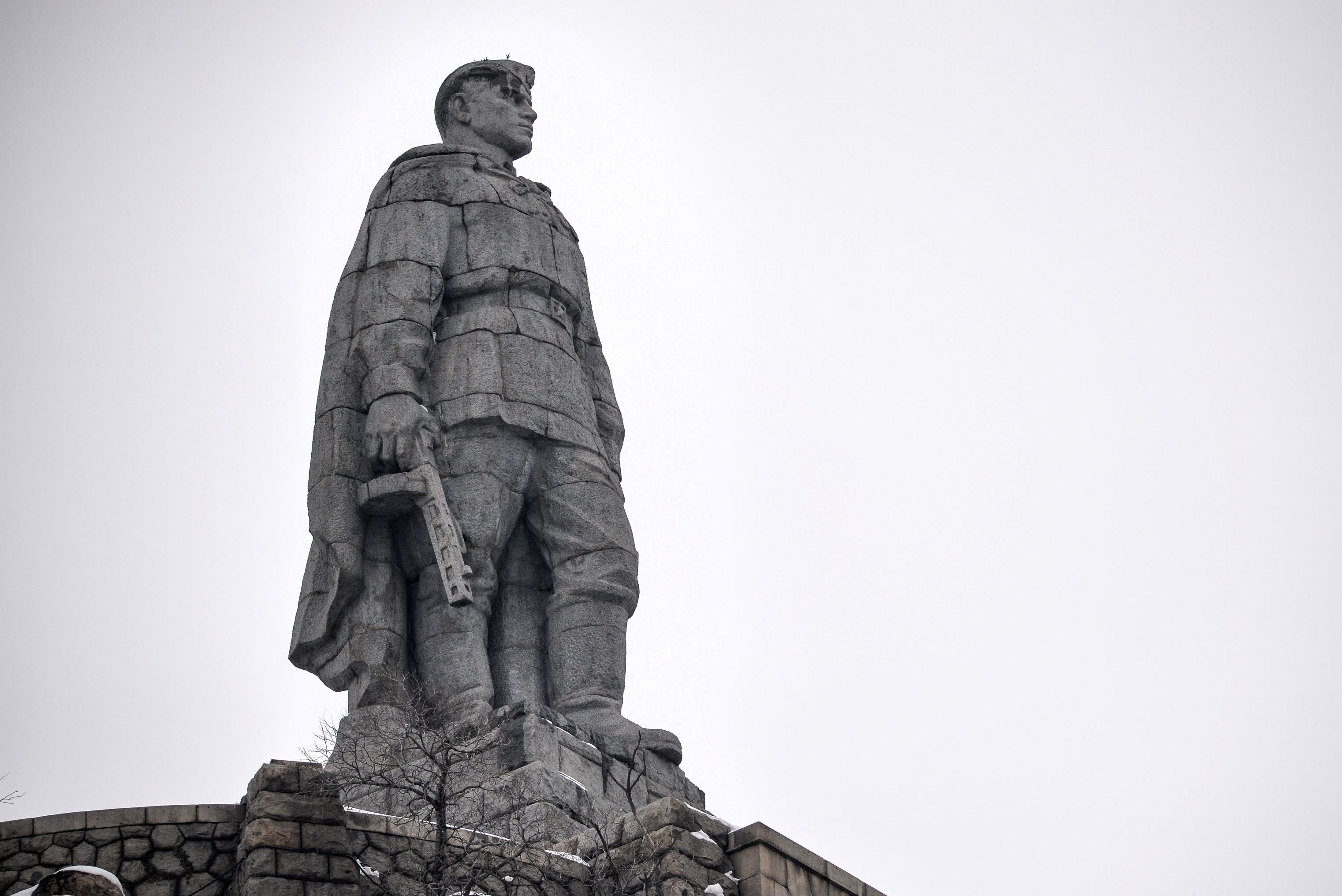 Памятник советскому солдату-освободителю (памятник "Алёша") в болгарском городе Пловдив на холме Бунарджик