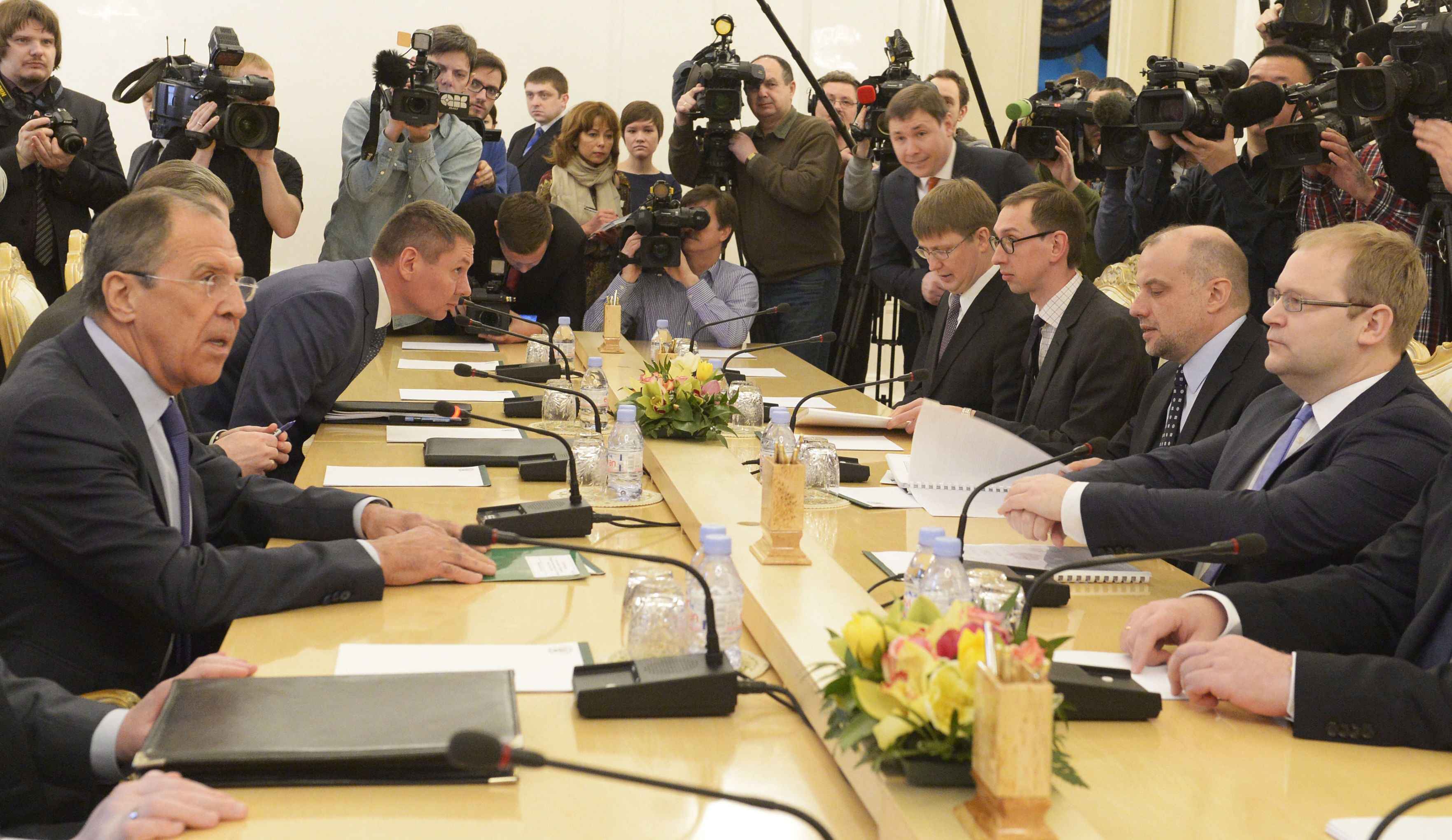 Встреча главы МИД РФ Сергея Лаврова с министром иностранных дел Эстонии Урмасом Паэтом, 18 февраля 2014 года