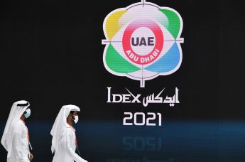 Посетители на выставке оборонной промышленности IDEX-2021 в Абу-Даби