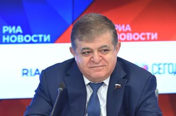 Сенатор, первый заместитель председателя комитета Совета Федерации РФ по международным делам Владимир Джабаров