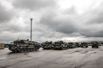 Прибытие военной техники и снаряжения французского и британского контингентов НАТО в Палдиски, 17 марта 2021
