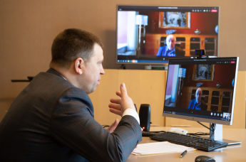 Онлайн-встреча спикера парламента Эстонии Юри Ратаса с его исландским коллегой Стейнгримюром Йоуханном Сигфуссоном, 8 апреля 2021