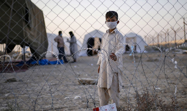 Мальчик-беженец на границе Афганистана и Ирана, 19 августа 2021
