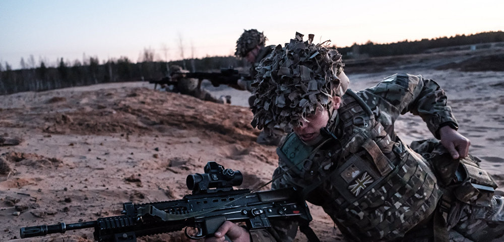 Солдаты британской армии во время учений НАТО