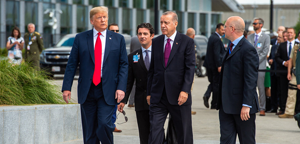 Президент США Дональд Трамп и президент Турции Реджеп Тайип Эрдоган на саммите НАТО 11 и 12 июля 2018
